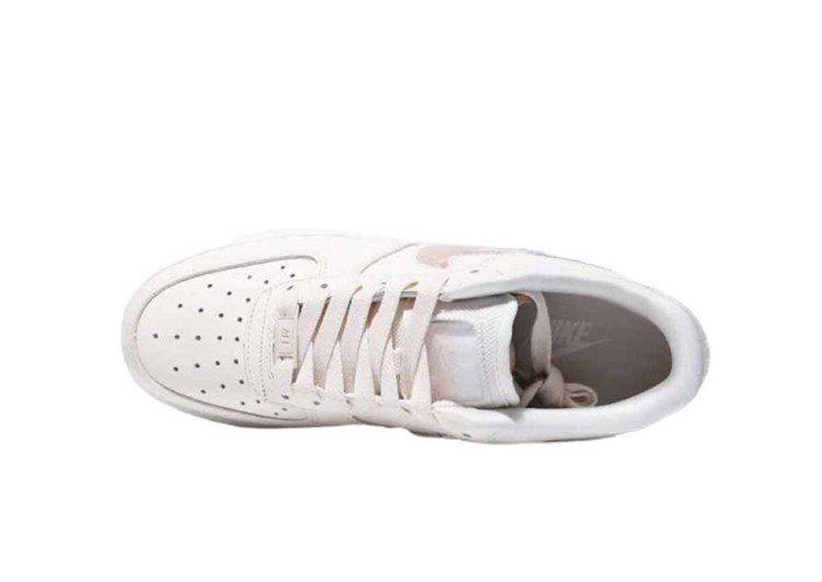 נעלי נייק -Nike Air Force 1 Low WILD SAND – תמונה 4