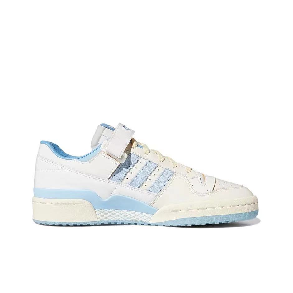 אדידס פורום - ADIDAS FORUM Low Off white/Sky Blue SNEAKERS – תמונה 2