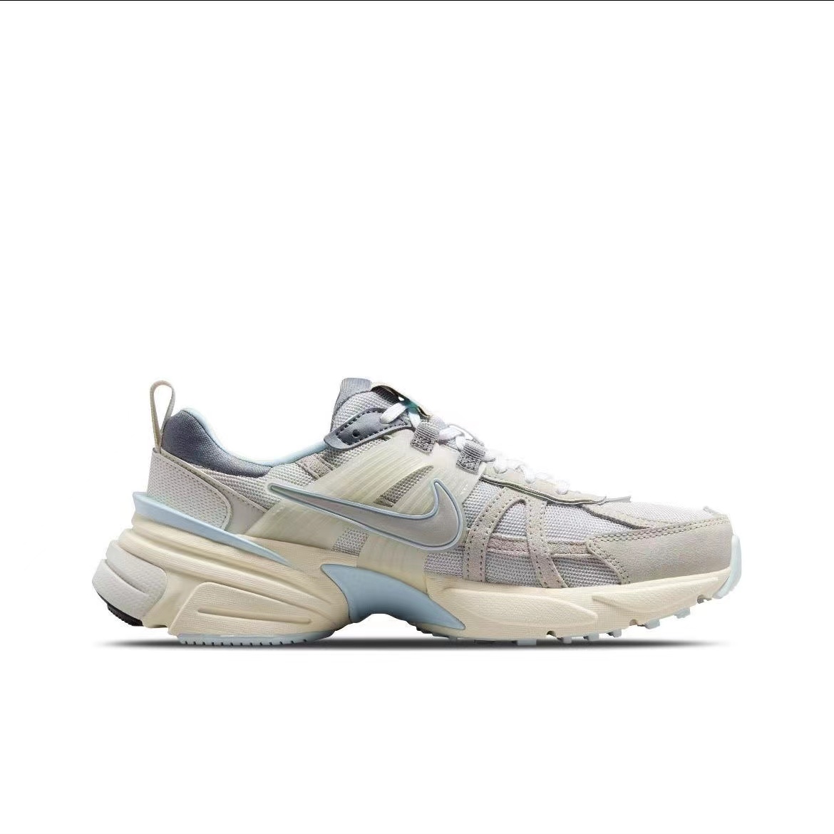 נעלי נייק סניקרס Nike V2K Run Gray Cream Paste – תמונה 2