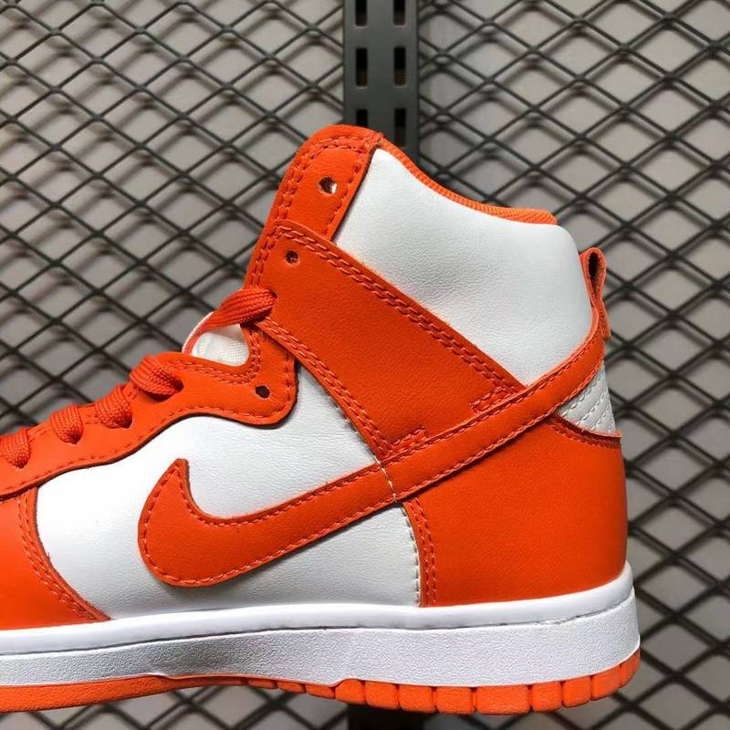 נייק דאנק- NIKE DUNK HIGH Red White – תמונה 16