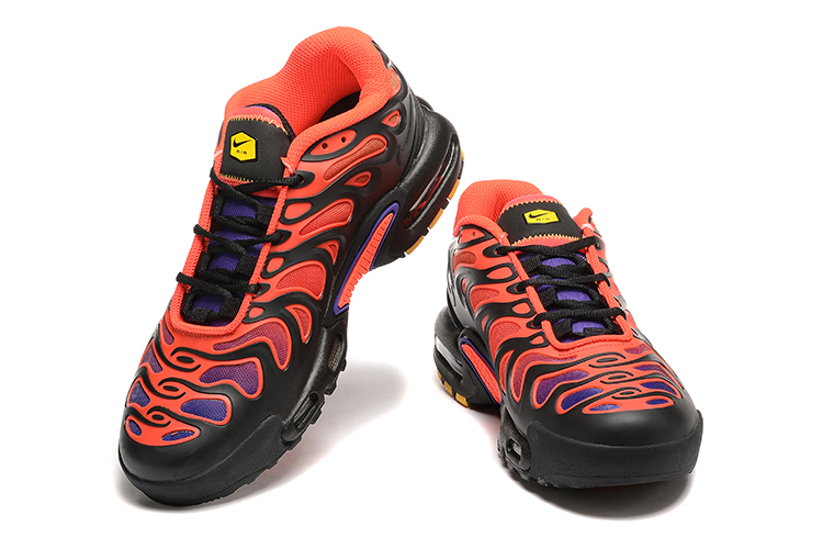 נעלי נייק- NIKE AIR MAX PLUS DRIFT Red Black – תמונה 2