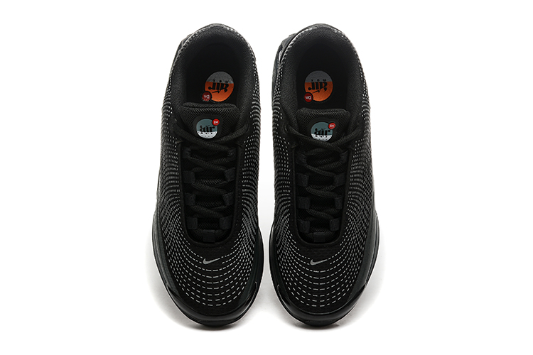 נעלי נייק- Nike Air Max DN Black White – תמונה 2