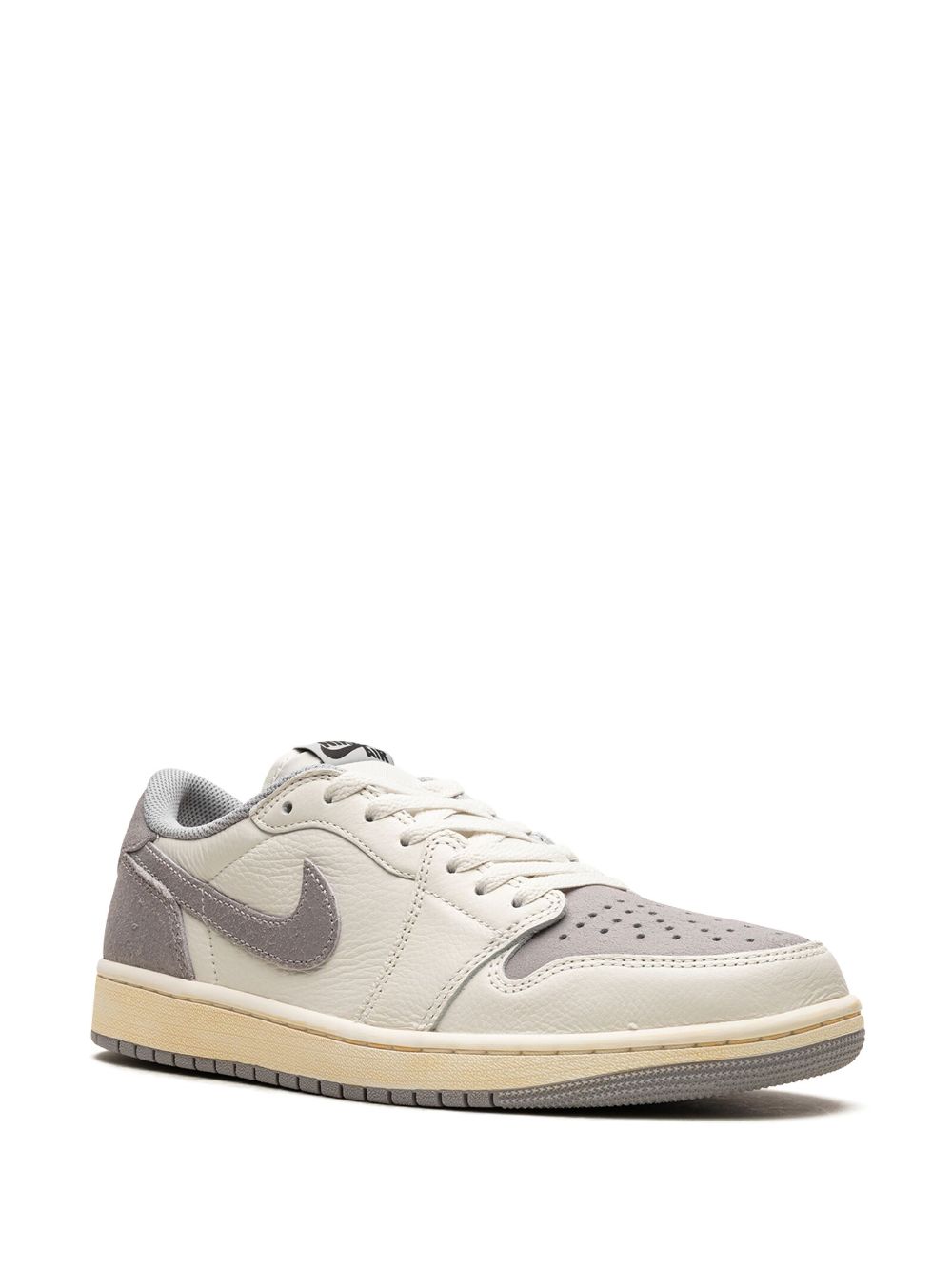 נייק ג'ורדן -NIKE AIR JORDAN 1 LOW - Off-White/grey – תמונה 2