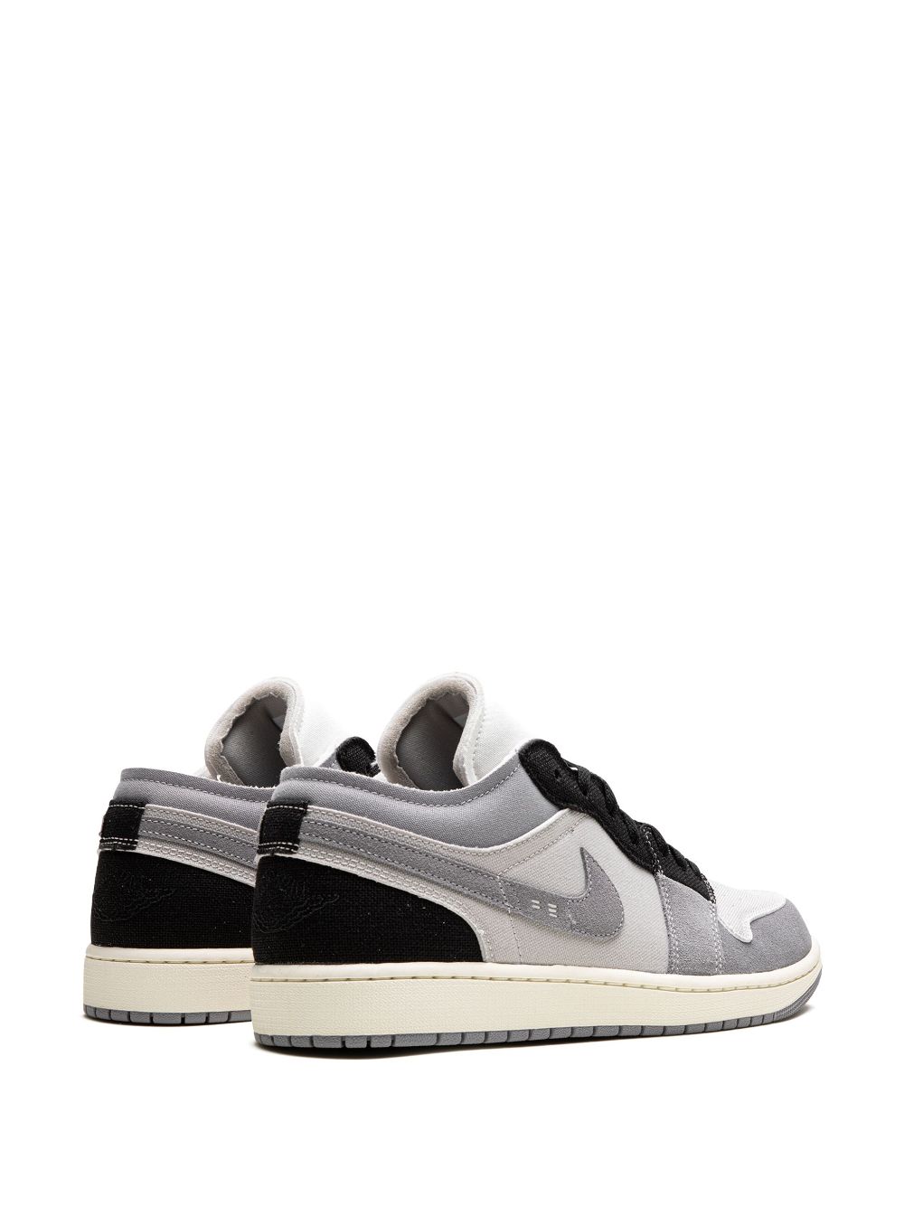נייק ג'ורדן -NIKE AIR JORDAN 1 LOW - Cement Grey – תמונה 3