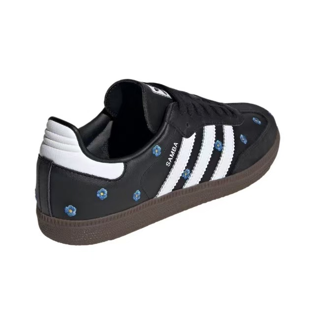 נעלי אדידס סמבה-Samba ADV Sneakers Black White – תמונה 4