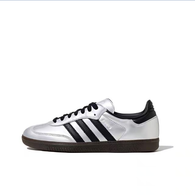 נעלי אדידס סמבה-Samba ADV Sneakers Silver Black – תמונה 2