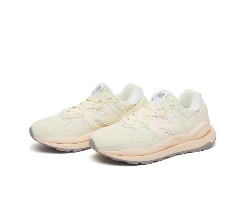 סניקרס ניו באלאנס NEW BALANCE 5740 White Cream – תמונה 2