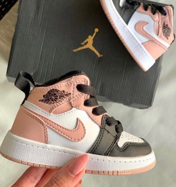 Air Jordan 1 Low Sand Black ילדים – נייק ג'ורדן – תמונה 4