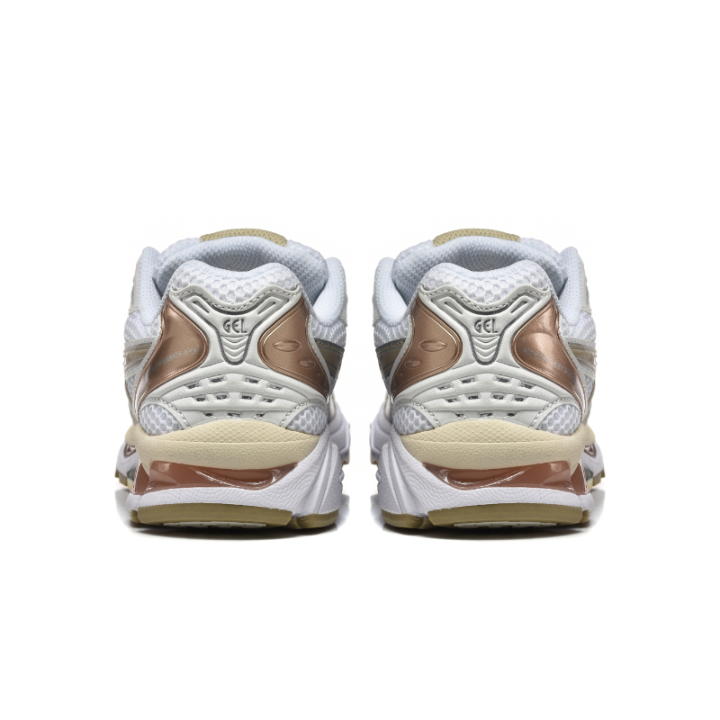 נעלי אסיקס - ASICS Novablast 4 WHITE BEIGE MIX – תמונה 3